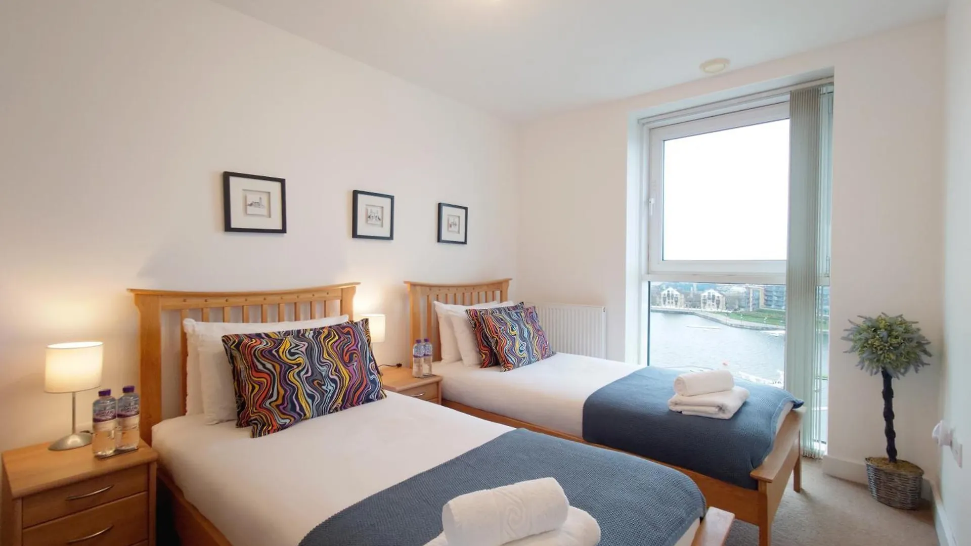 London Excel Stays - Three Bed Serviced Apartment contacts